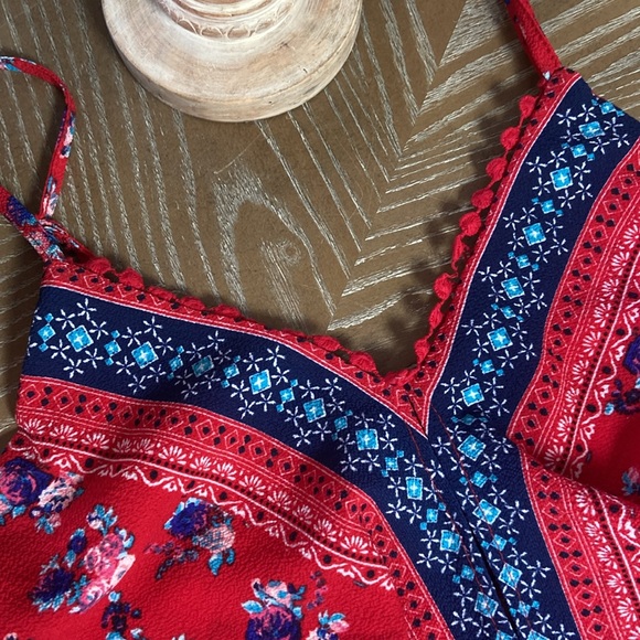 NWOT! Ruffled & Pom Pom Trim Floral Spaghetti Strap Sleeveless Tank Top Blouse - Picture 5 of 10